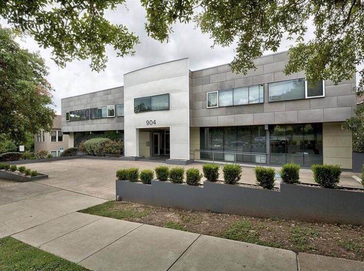 904 West Ave - Photo 1
