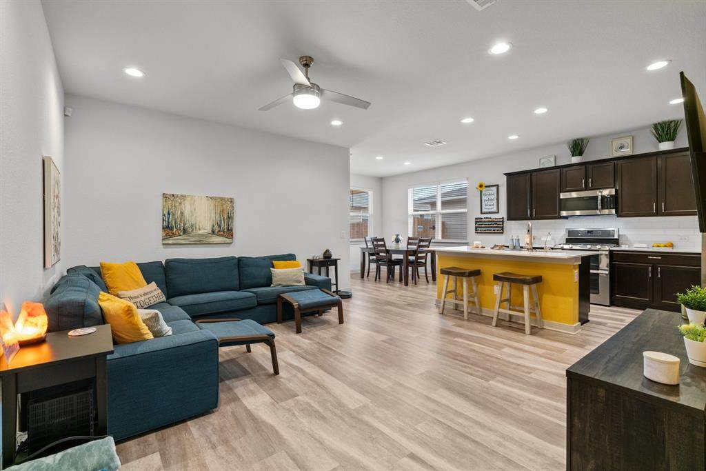437 Agave Azul Way - Photo 1