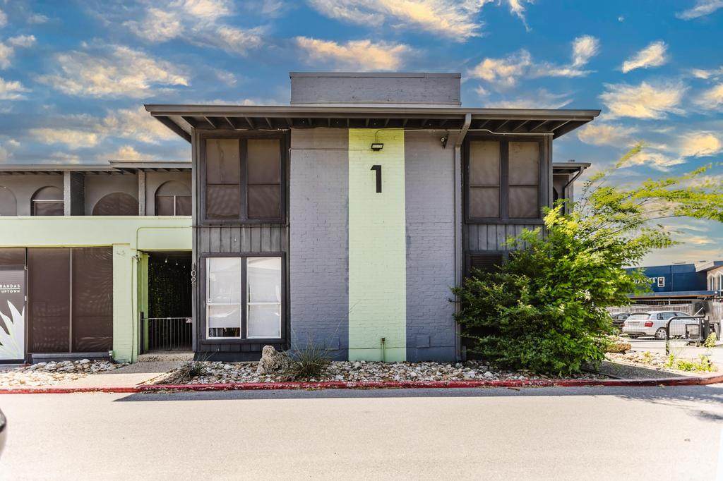 909 Reinli St - Photo 1