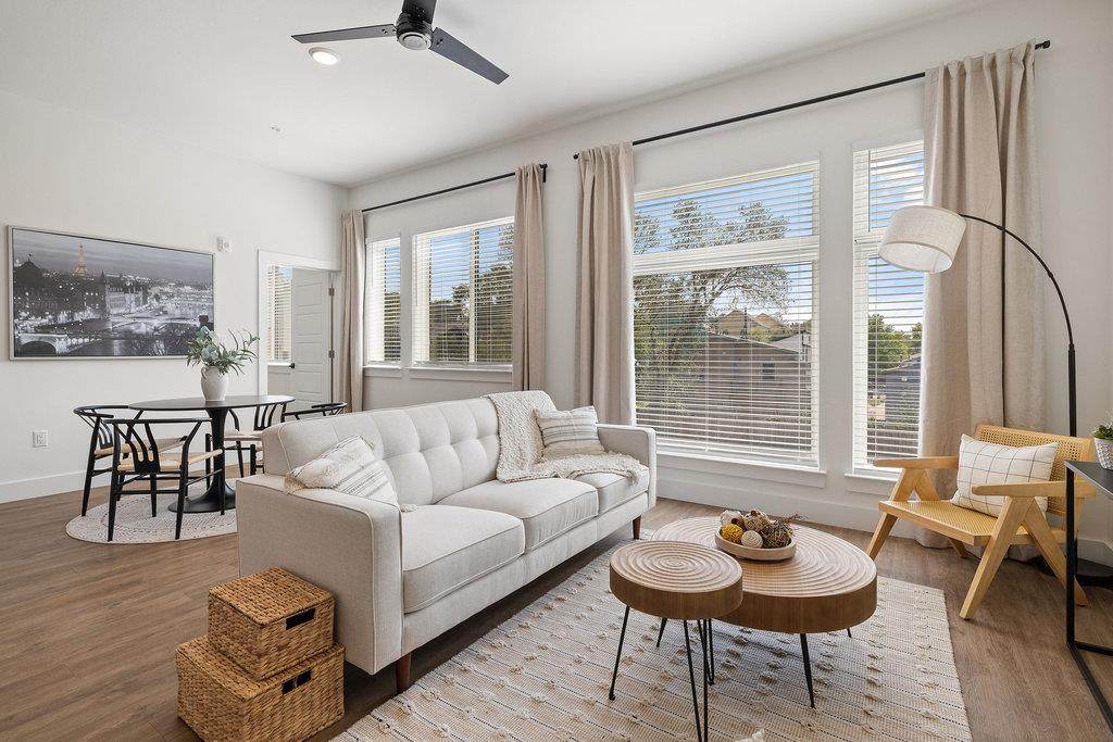 1811 Webberville Rd - Photo 1