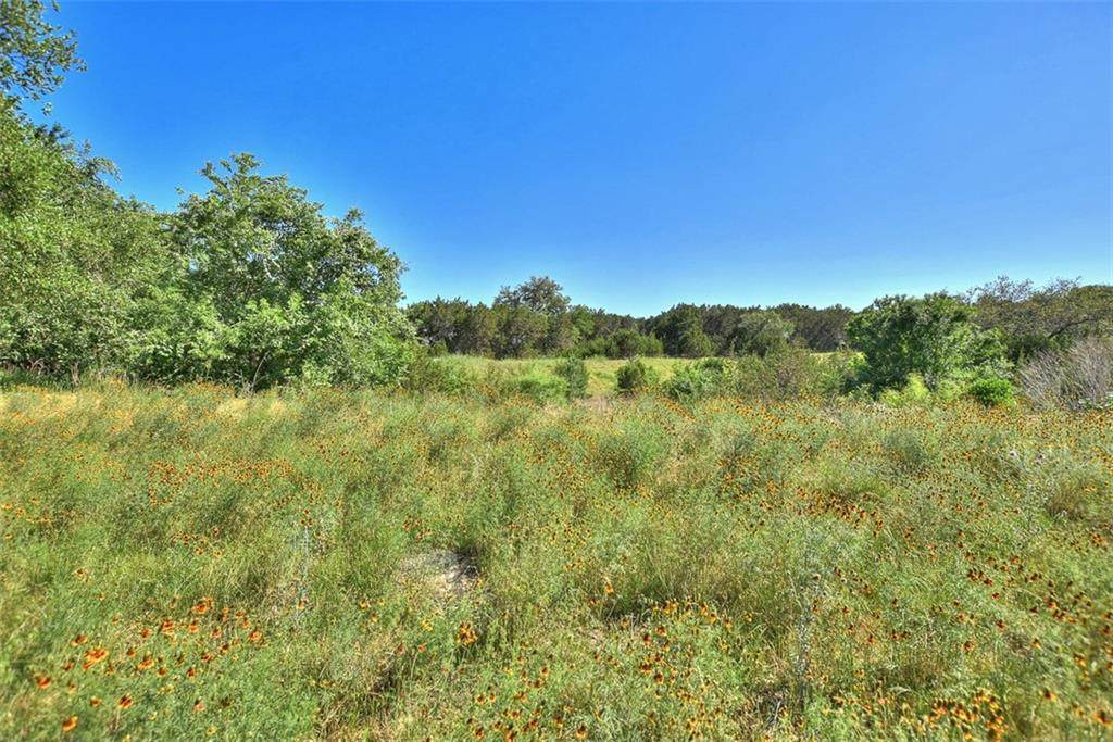 111 Vinca Dr - Photo 1