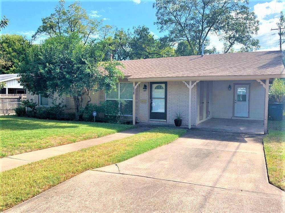 5201 Brookdale Ln - Photo 1