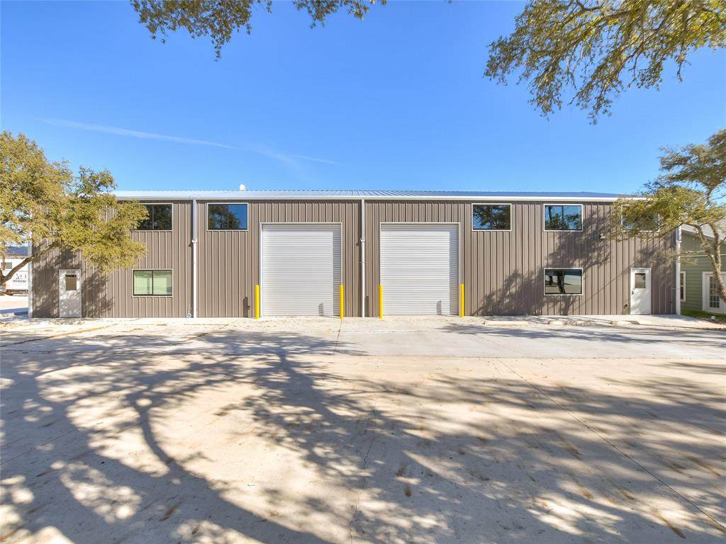 15210 Fitzhugh Rd - Photo 1