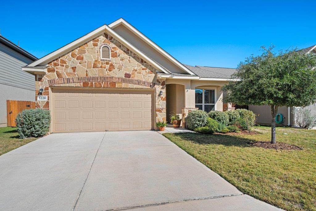 1220 Loma Rnch - Photo 1