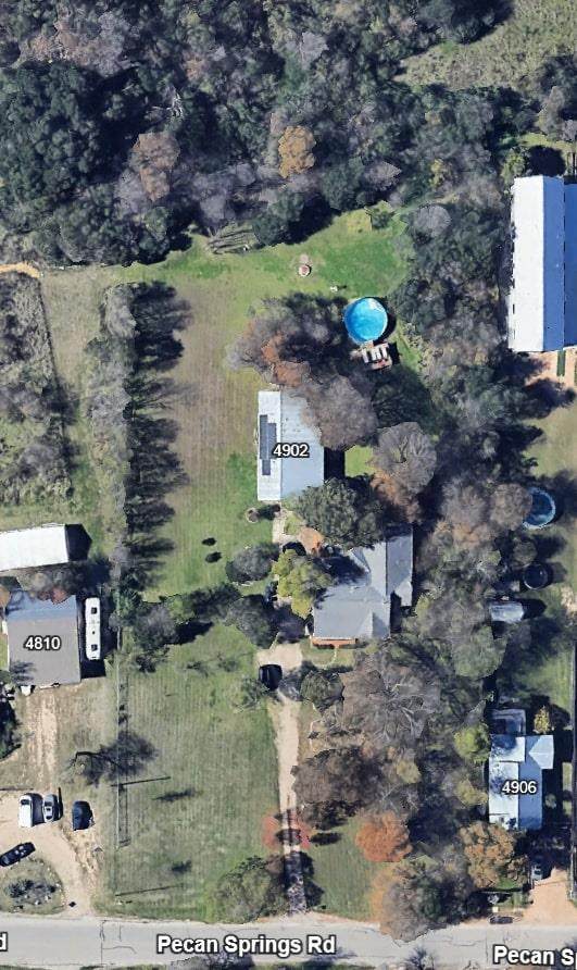 4902 Pecan Springs Rd - Photo 1