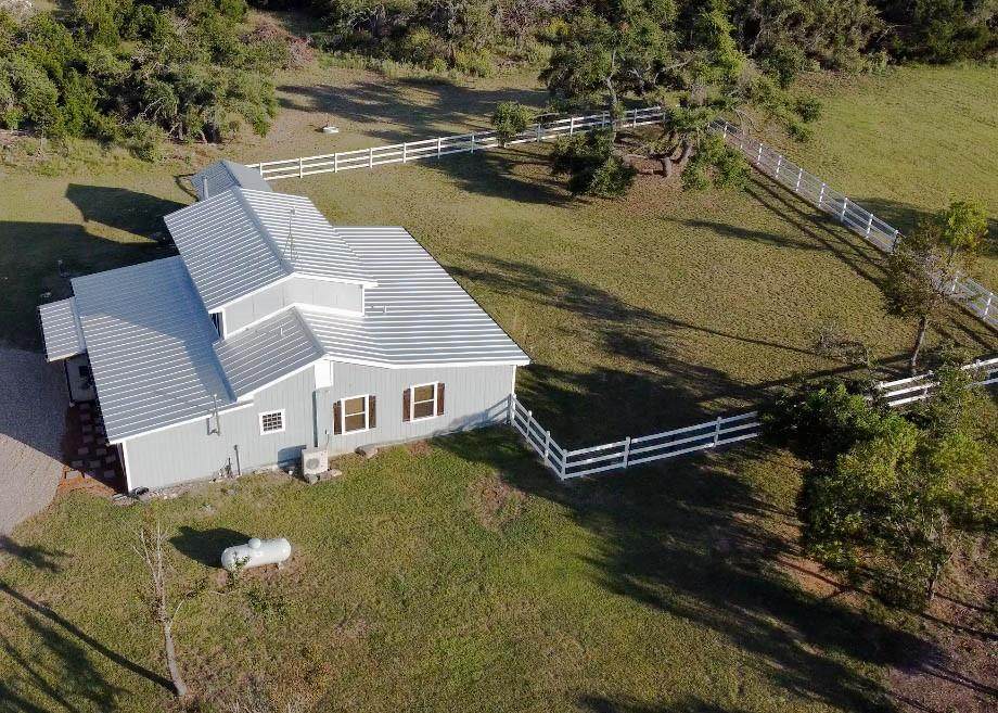 8451 Ranch Rd 965 - Photo 1