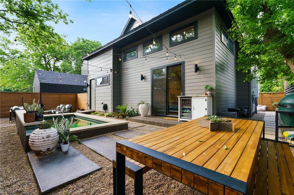 1911 Canterbury St - Photo 1