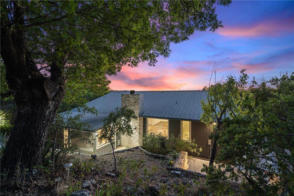 102 Squires Dr - Photo 1