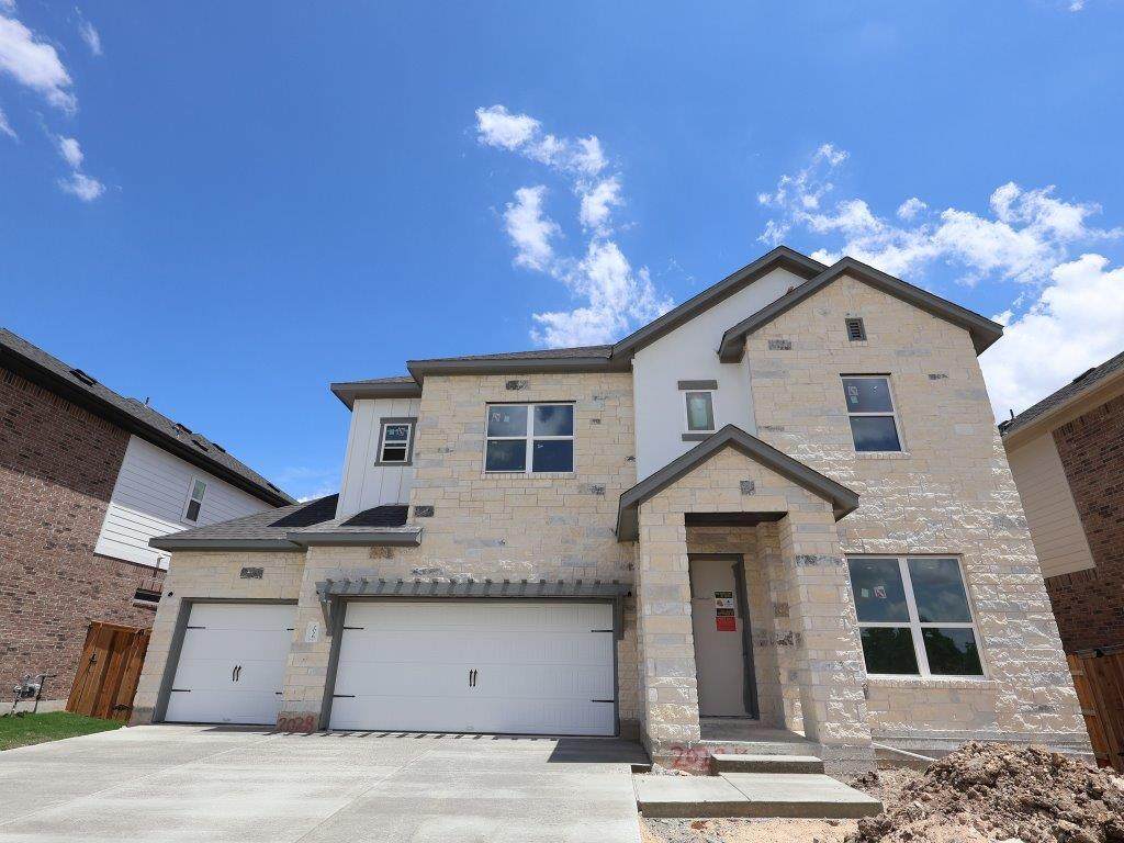 2028 Saco St - Photo 1