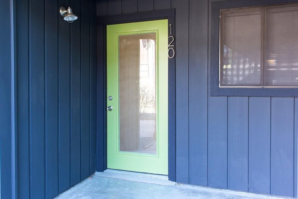 909 Reinli St - Photo 1