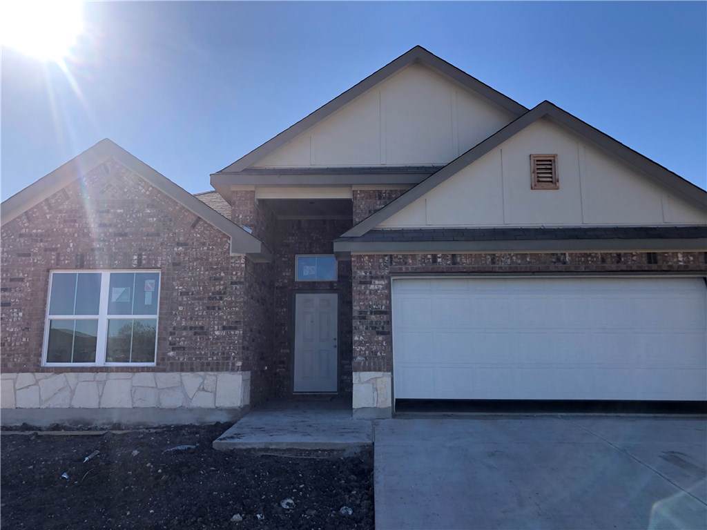 1014 Honey Locust Way - Photo 1