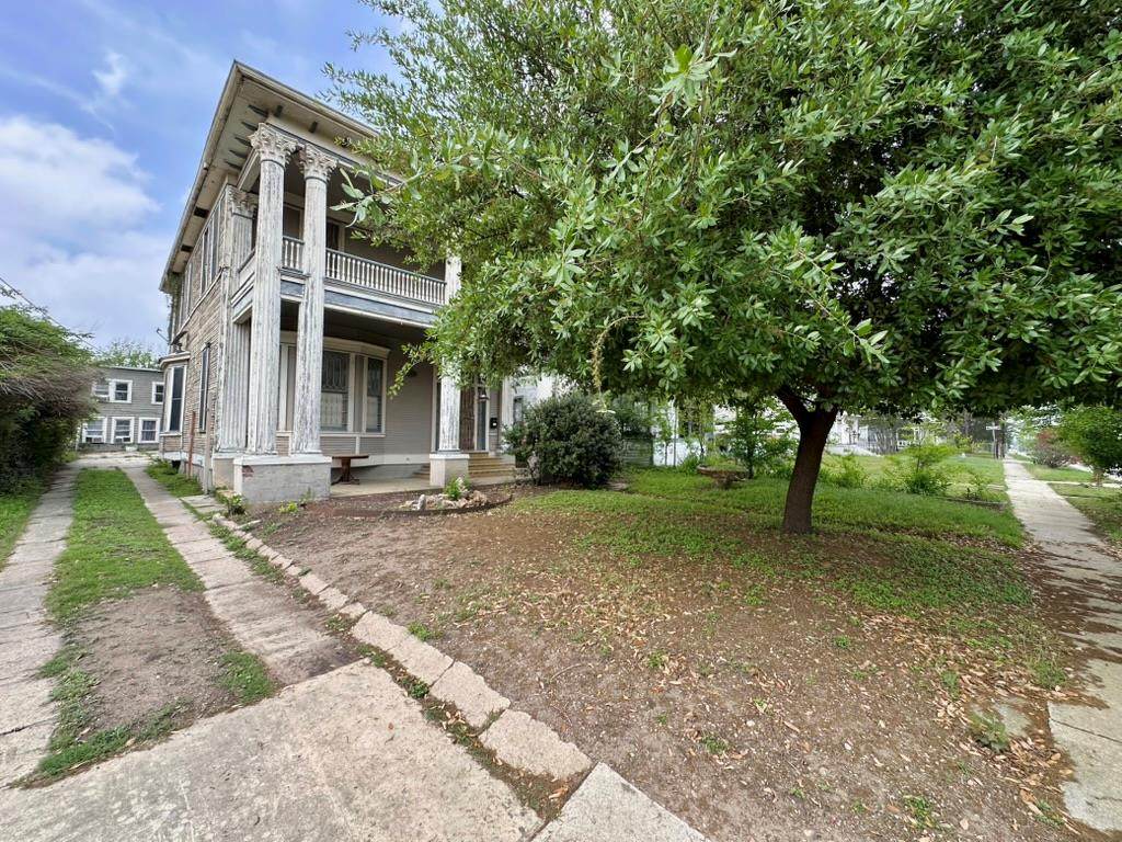 https://bt-photos.global.ssl.fastly.net/austin/1280_boomver_1_3610802-2.jpg