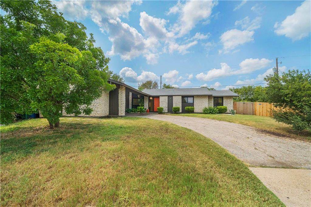 2201 Cadiz Cir - Photo 1