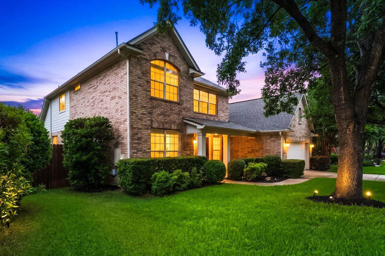 2508 Lipizzan Dr - Photo 1