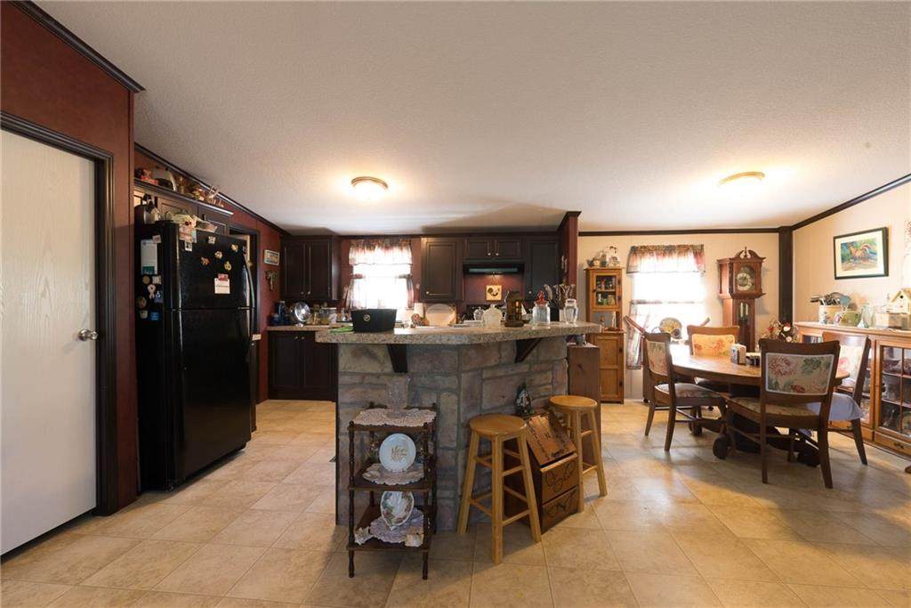 161 Lakeside Dr - Photo 1