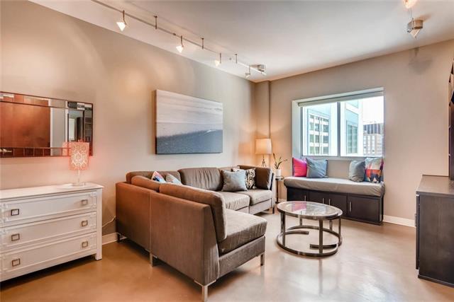 800 Brazos St - Photo 1