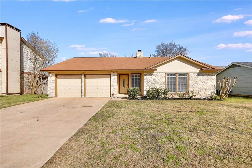 1304 Wroxton Way - Photo 1