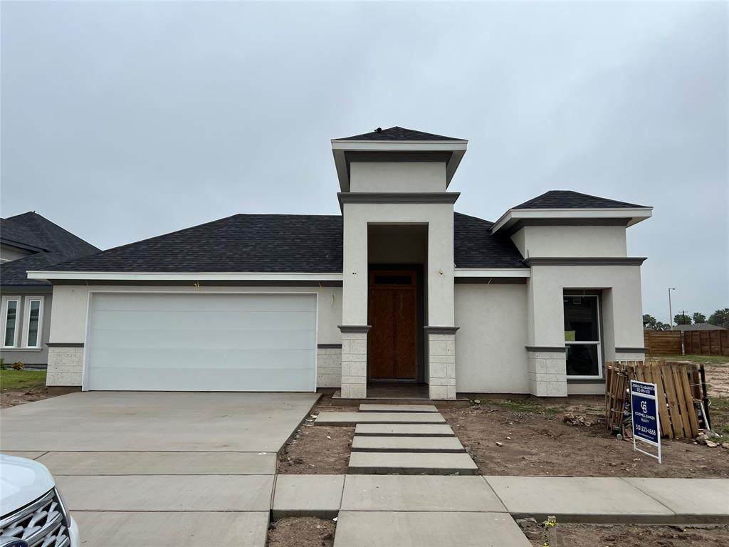 5901 Pelican Ave - Photo 1