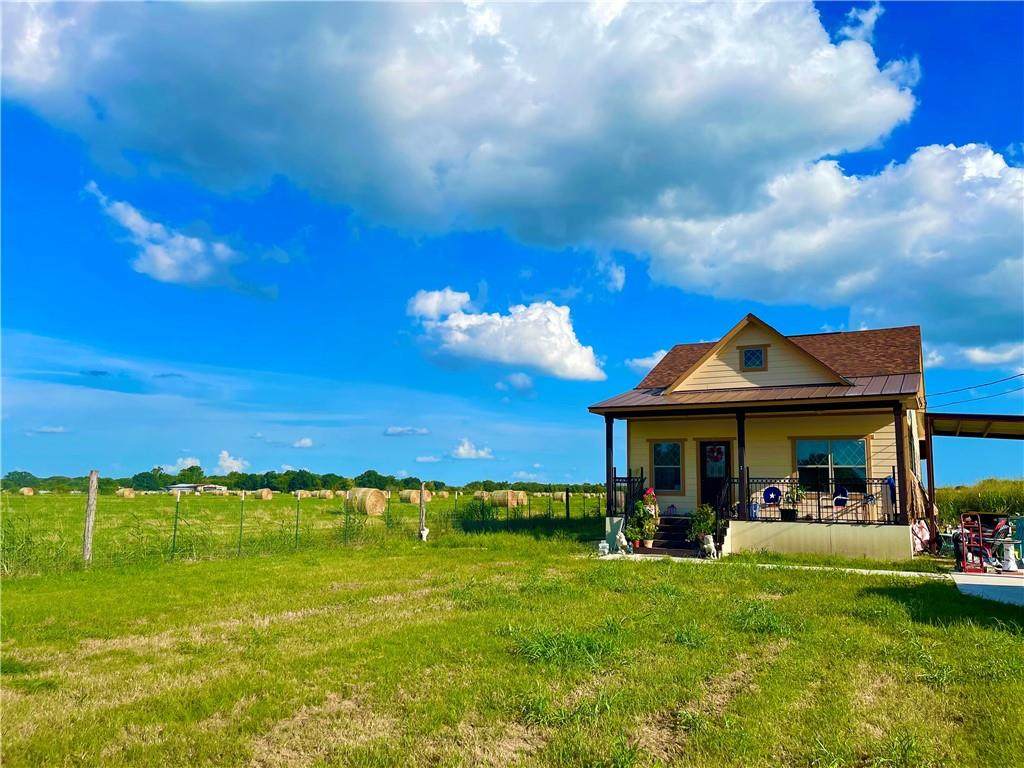 1400 Lovers Ln - Photo 1