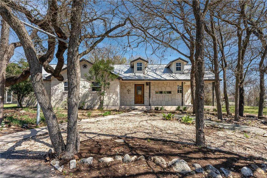 1127 Penion Dr - Photo 1