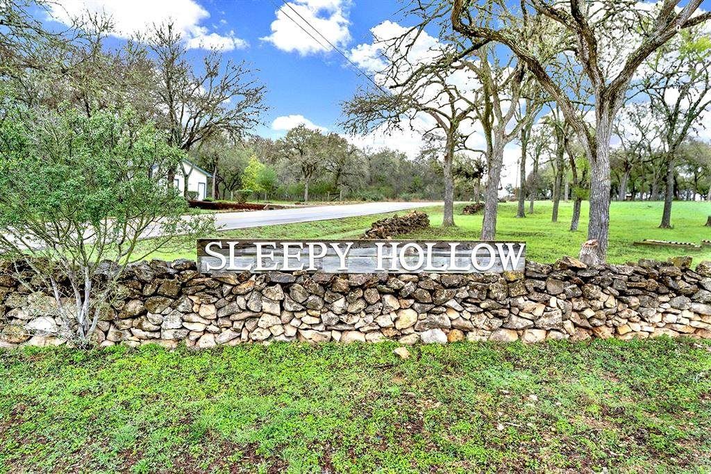 503 Lazy Ln - Photo 1