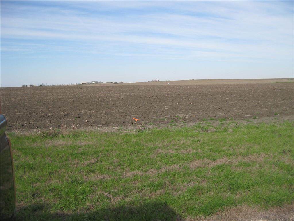 201 Allan Ln - Photo 1
