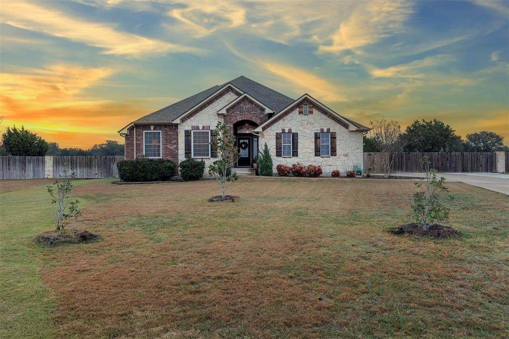 117 Stallion Way - Photo 1