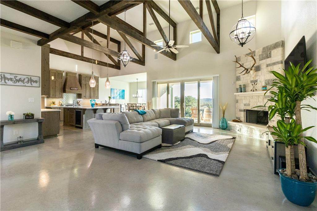 1302 Sparrow Ln - Photo 1