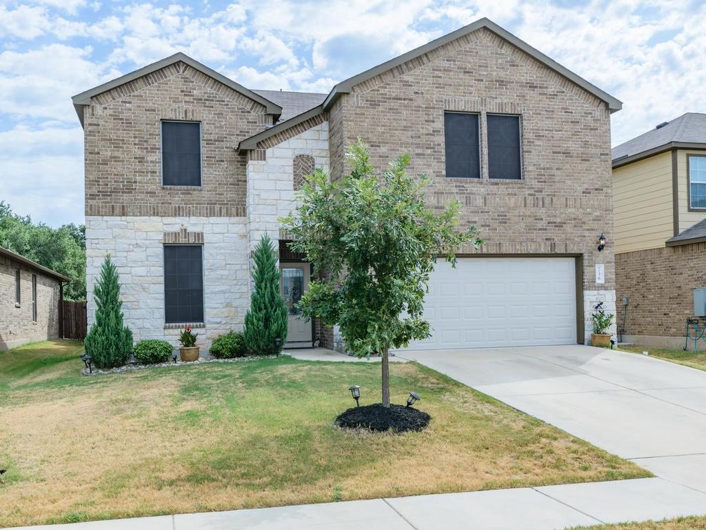 736 Hoot Owl Ln - Photo 1