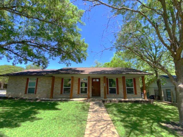 900 Riddlewood Dr - Photo 1