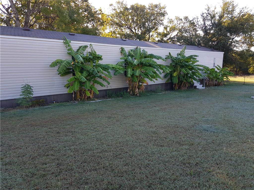882 County Road 4820 - Photo 1