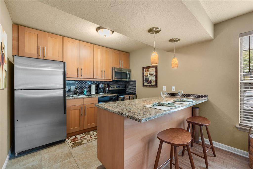 7685 Northcross Dr - Photo 1