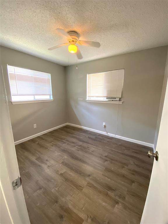 404 Swanee Dr - Photo 1