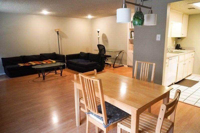 2401 Leon St - Photo 1