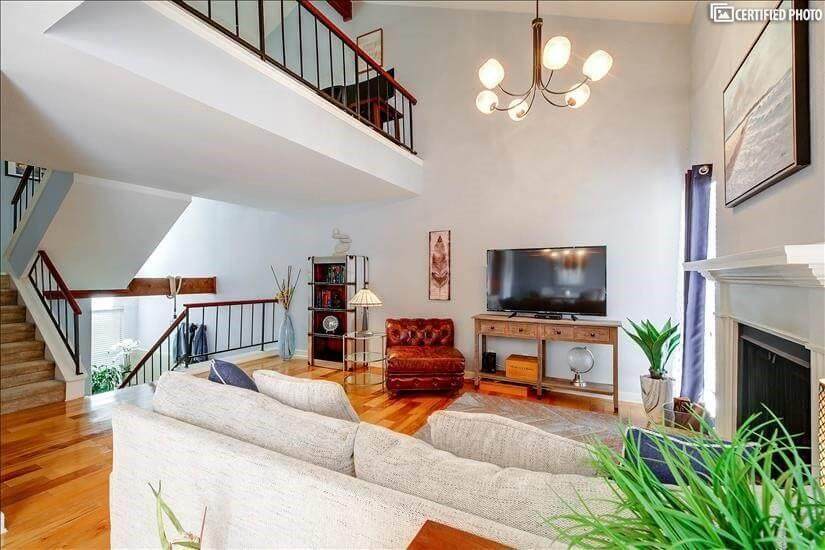 1821 Westlake Dr - Photo 1