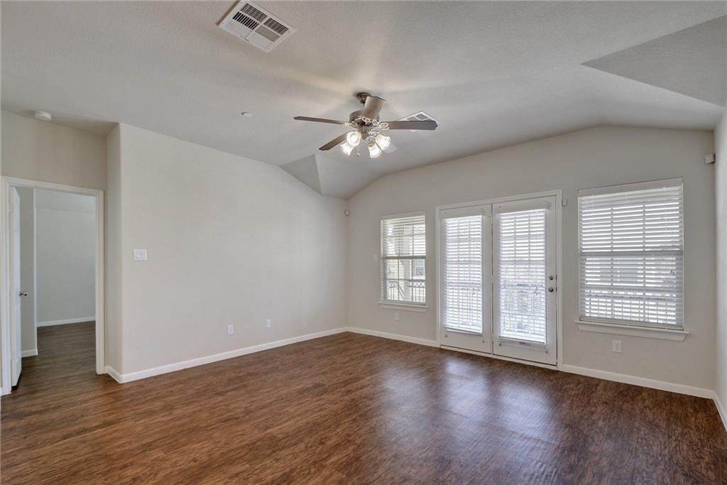 3101 Davis Ln - Photo 1