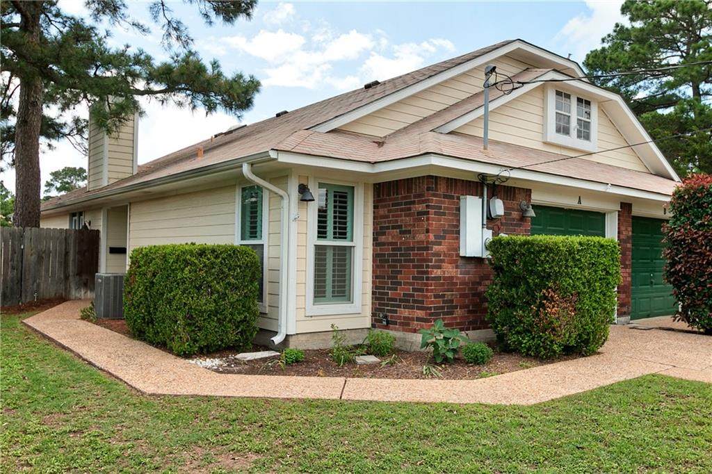 118 Commercial Dr - Photo 1