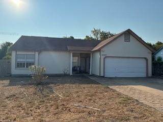 16507 Edgemere Dr - Photo 1