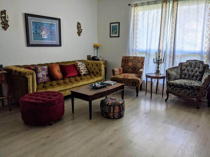 8605 Putnam Dr - Photo 1