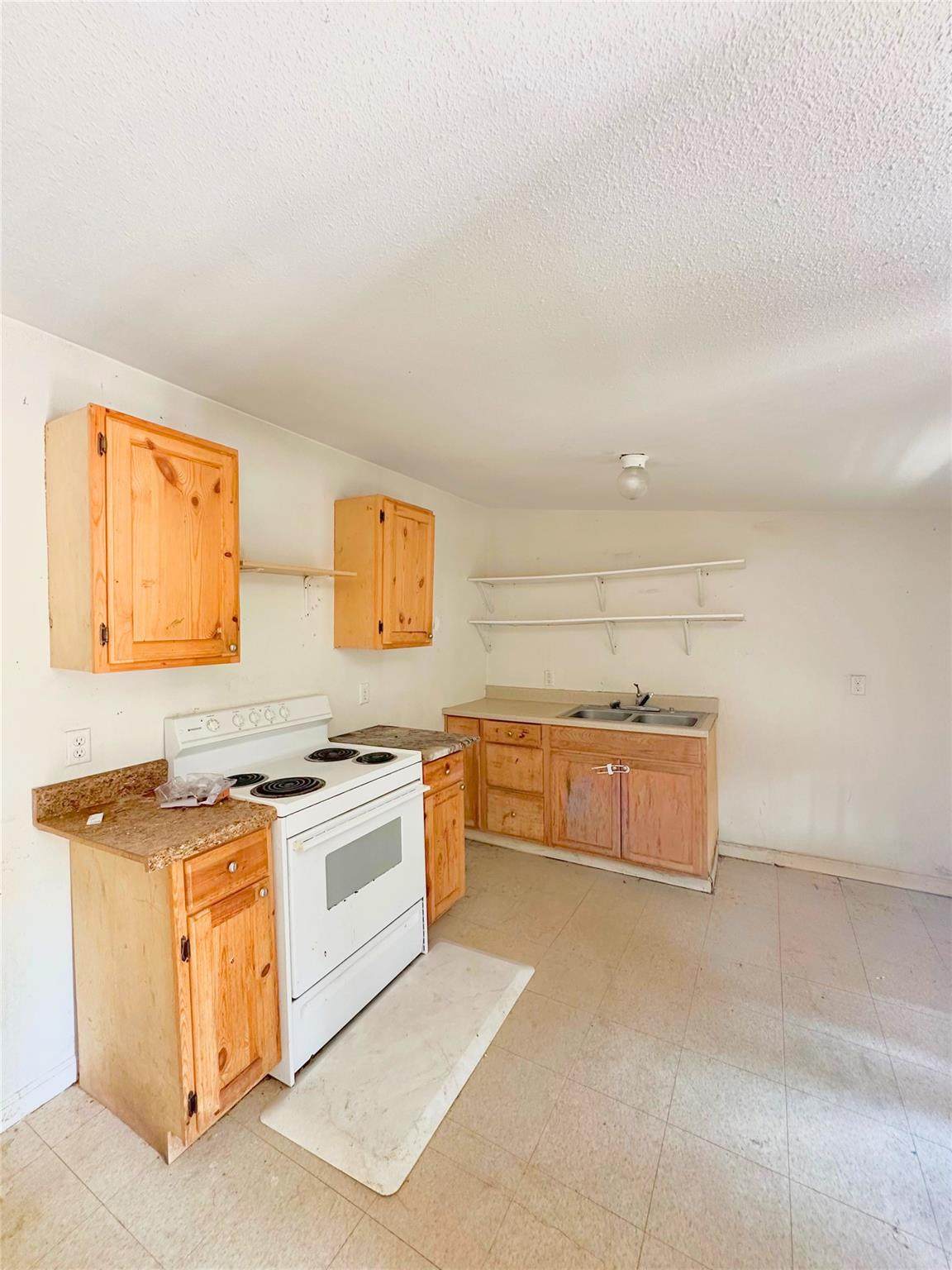 820 Chihuahua St - Photo 1