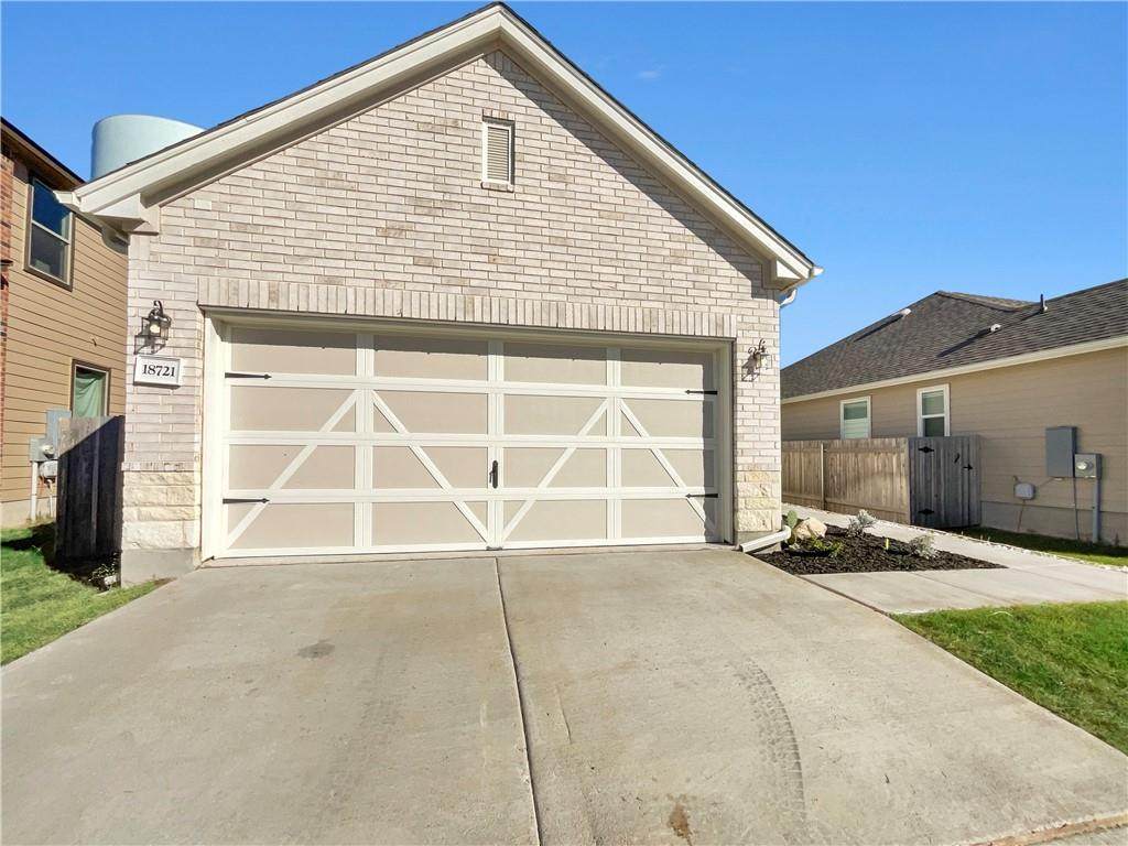 18721 Rushmore St - Photo 1