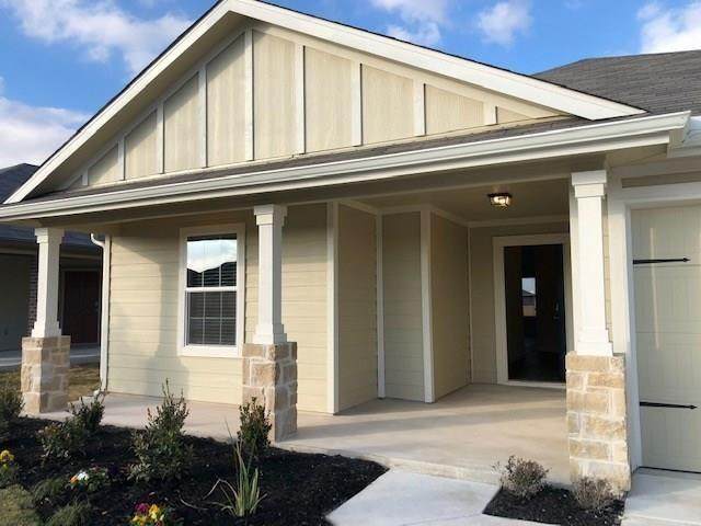 131 San Bernard Trl - Photo 1