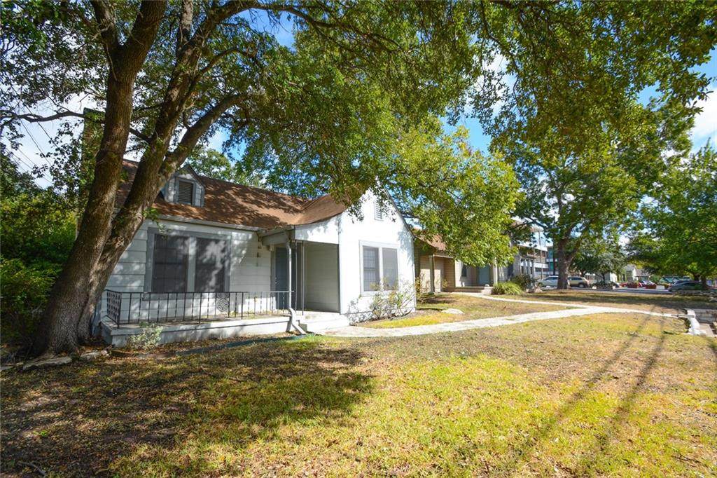 2500 Manor Rd - Photo 1