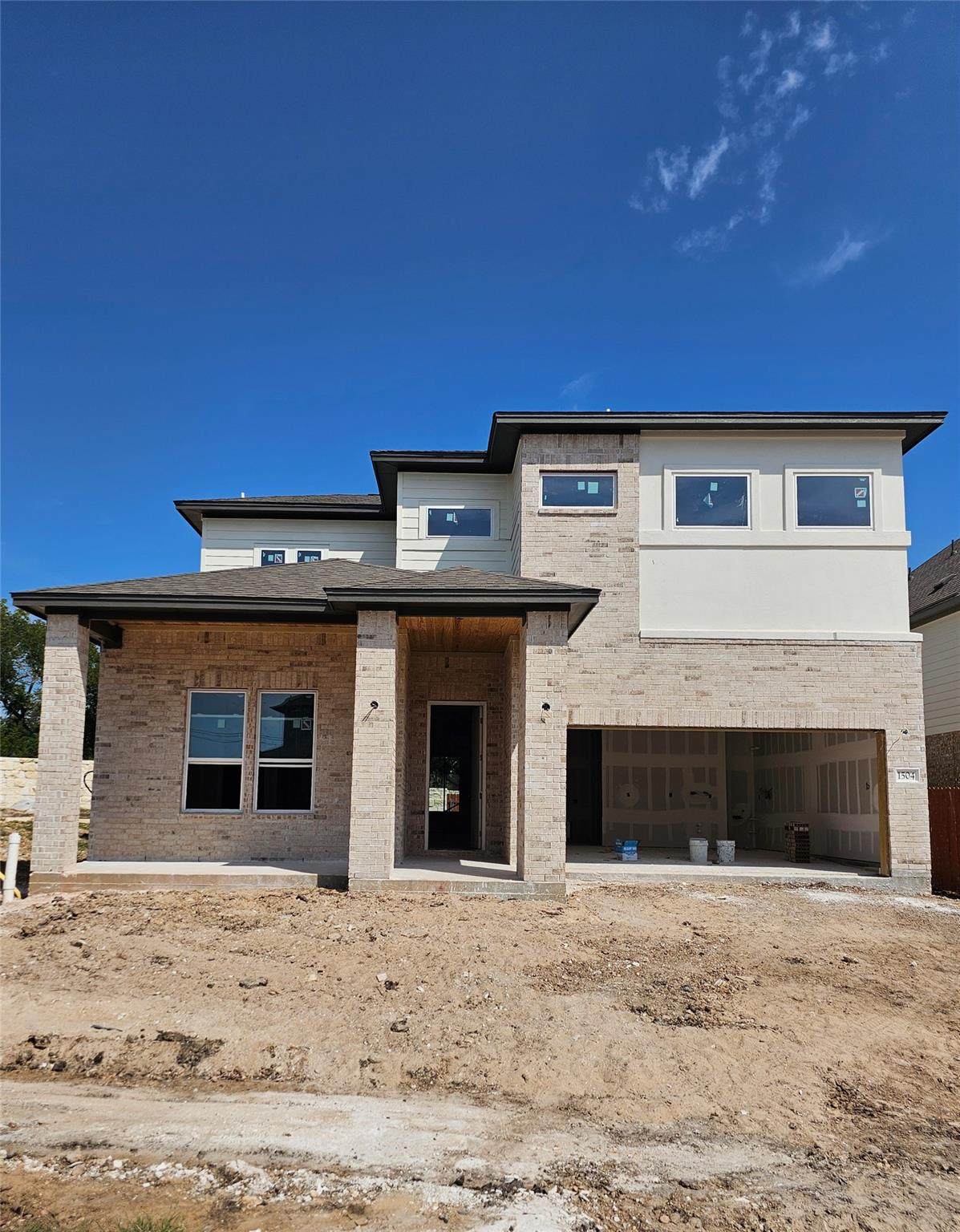 1504 Cardinal Ln - Photo 1