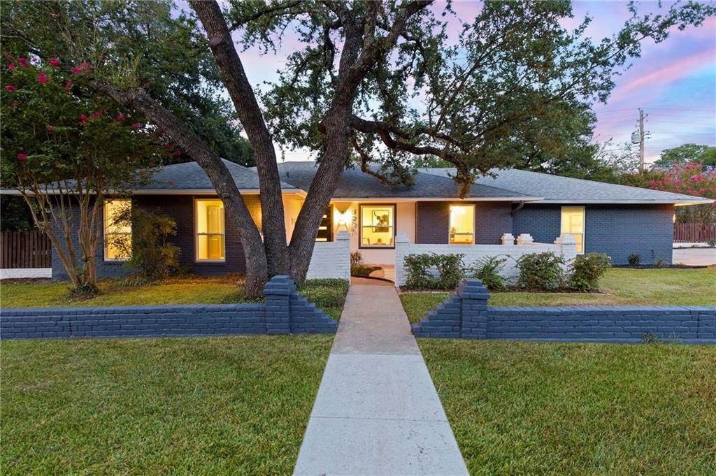 12701 Parkland Dr - Photo 1