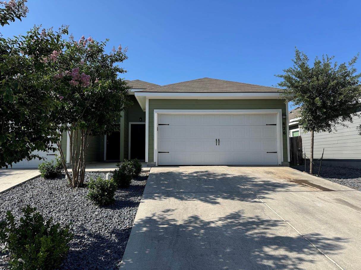 626 Heather Way - Photo 1