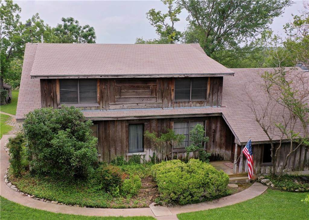 311 Taggard St - Photo 1