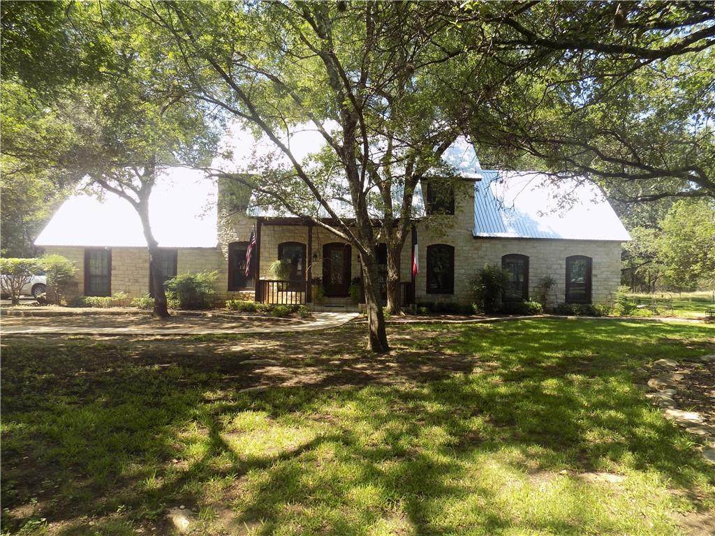 811 Golden Oaks Rd - Photo 1