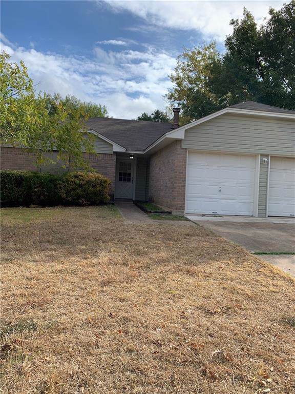 601 Elder Way - Photo 1
