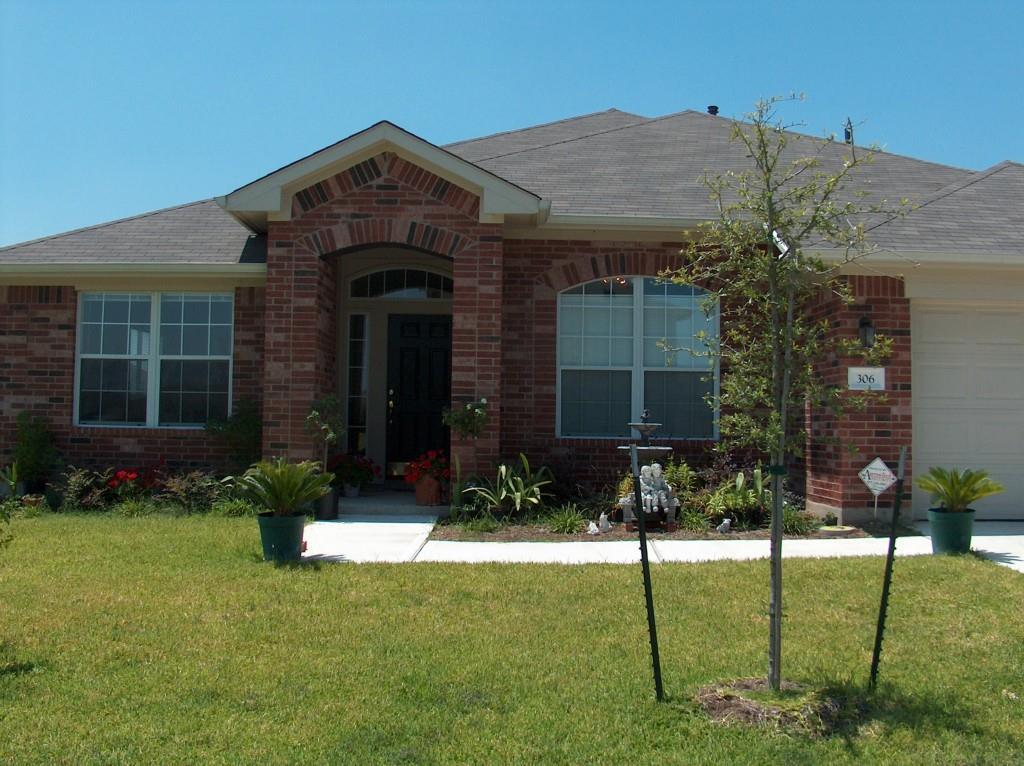 306 Desert Highlands Trl - Photo 1